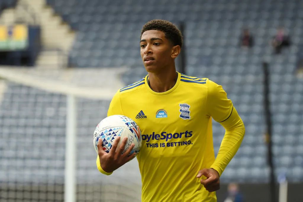 东体：布罗萨默是“老北京”，曾在国安当青训教练（东体：布罗萨默被称为“老北京”，曾执教国安青训）