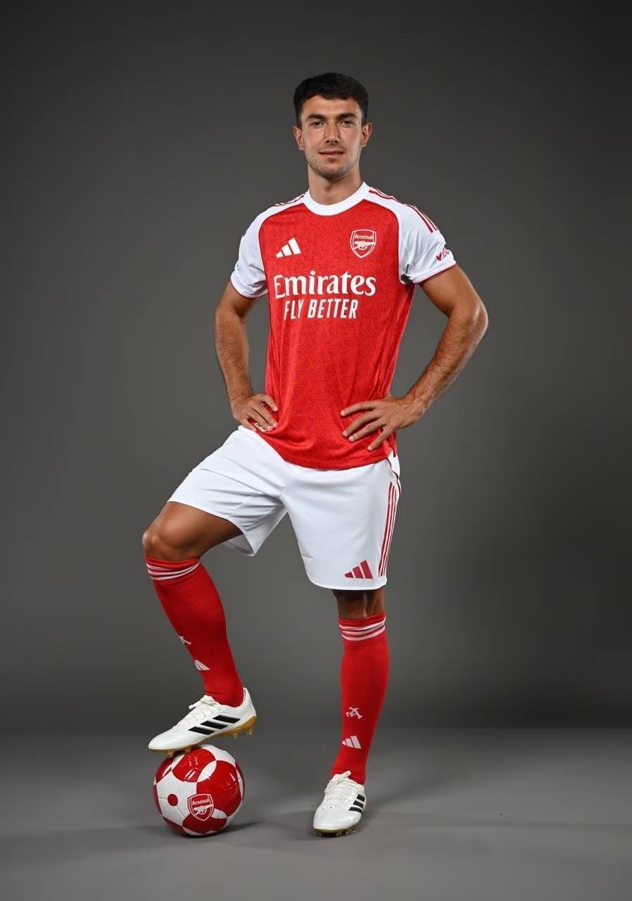 特罗萨德打进英超50球，成第5名达成此成就的比利时球员（英超50球里程碑达成，特罗萨德成为比利时第5人）