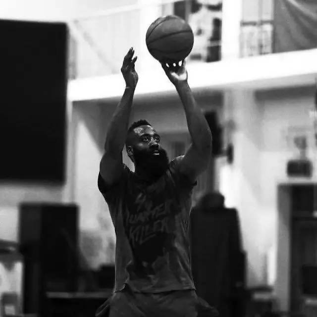 秒刷新！佳夫开局52秒破门创本赛季英超最快进球（52秒闪击！佳夫开场破门改写本赛季英超最快进球纪录）