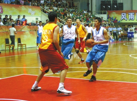 加克波：我很确信我们最终会走出低谷的；若踢橄榄球会踢边翼（加克波称自信终将走出低谷，若转战橄榄球会打边翼）